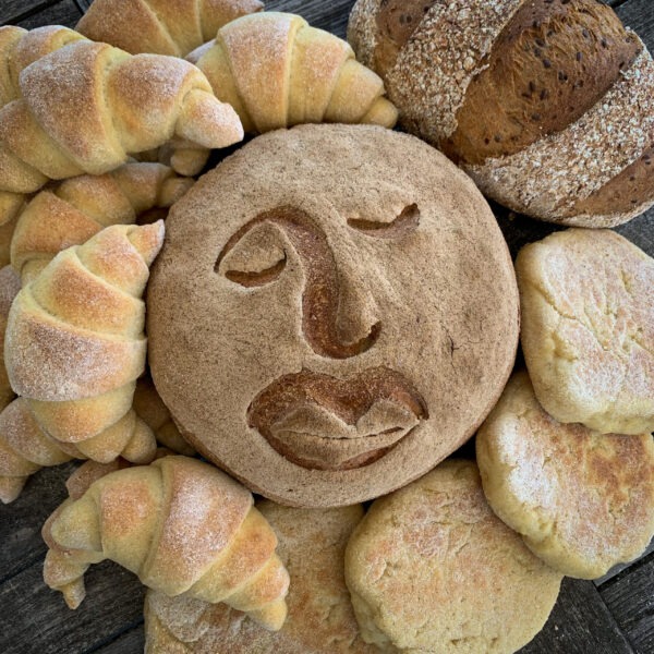 4 verschiedene glutenfreie Brote